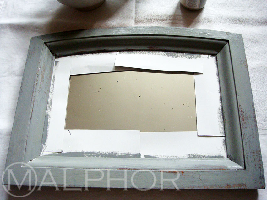 Painting a mirror frame